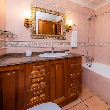 Holiday home Dofi