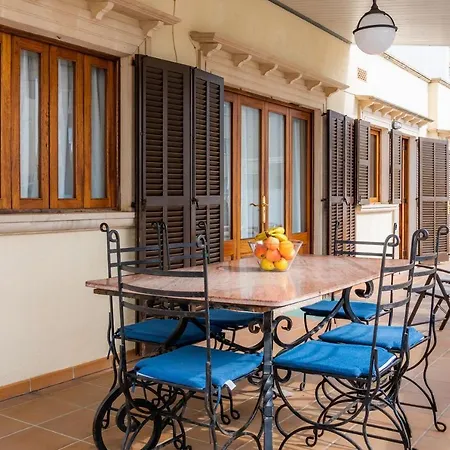Holiday home Dofi *