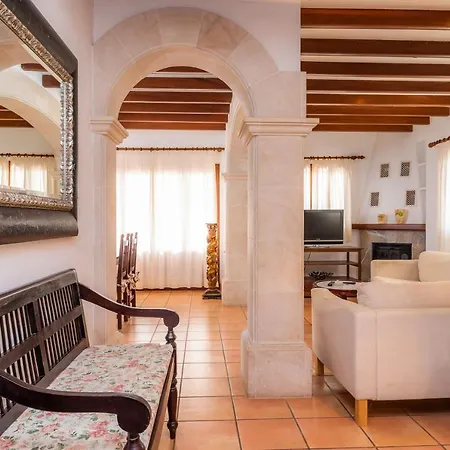 Holiday home Dofi
